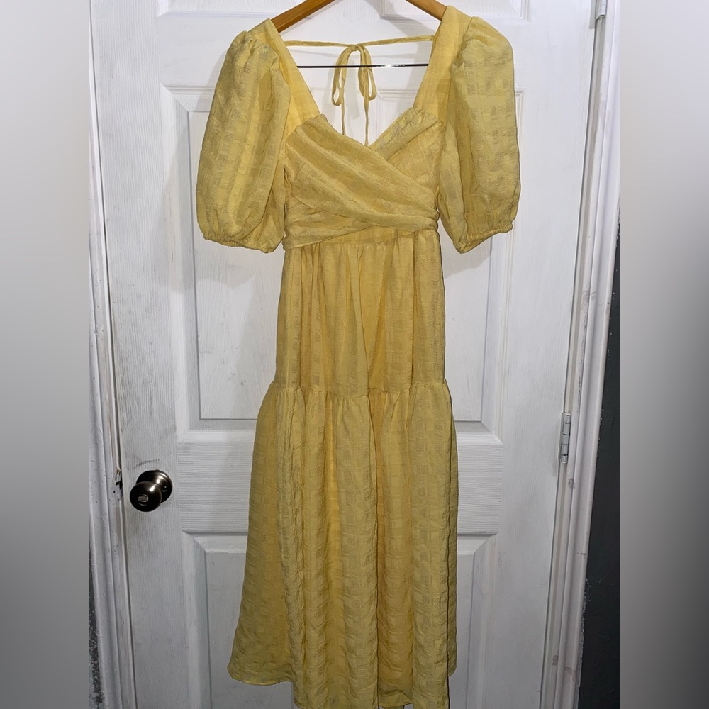 Lulus Hello Sweetheart Light Yellow Puff Sleeve Tiered Midi Dress Size XS - Picture 6 of 8